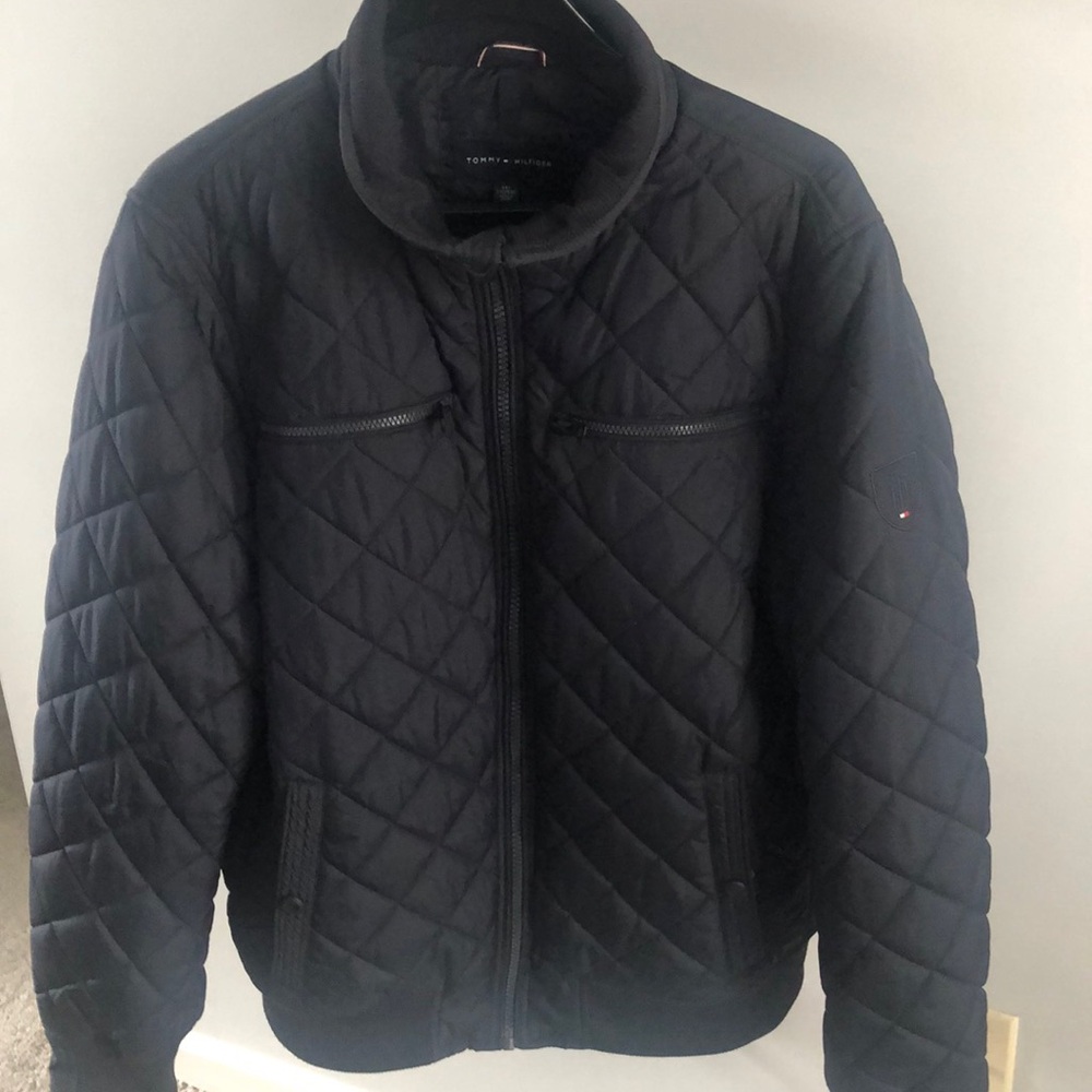 Tommy Hilfiger man’s bumper.Size XXL (match XL)